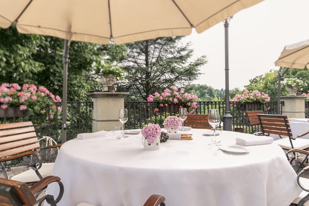 Ristorante Albergo Ca' Vittoria Tigliole Exteriör bild